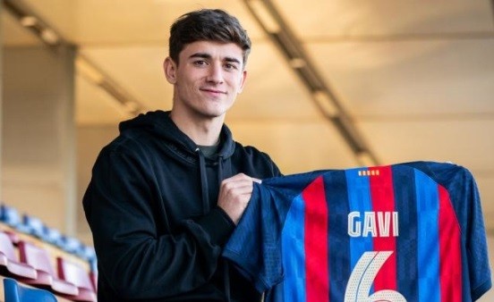 Penya Blaugrana Hanoi - Hợp đồng mới của Gavi với FC Barcelona đã được  chuẩn bị từ rất lâu, chỉ còn là vấn đề thời gian. Điều khoản giải phóng hợp  đồng