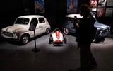 Chùm ảnh bộ sưu tập ôtô cổ cực đẹp của Hoàng tử Monaco