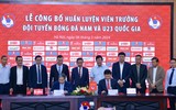 Tân HLV Trưởng đội tuyển bóng đá Nam và U23 Việt Nam chính thức ra mắt