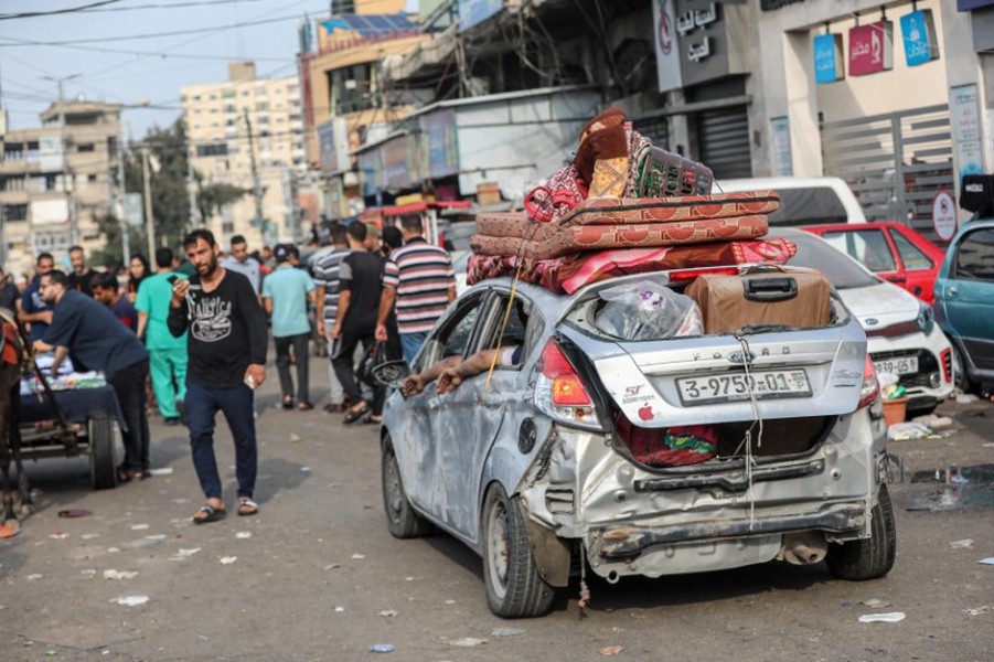  Hình ảnh cuộc sống tiếp diễn ở Gaza sau những trận bom