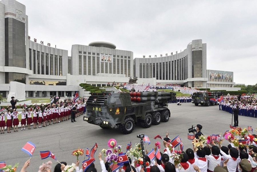 Triều Tiên sở hữu pháo tự hành và pháo phản lực tốt nhất thế giới?