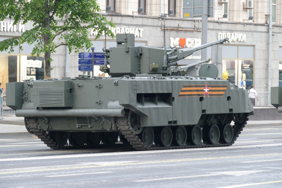 Đạn 57 mm của 2S38 Derivatsiya-PVO sẽ đốt cháy cả Leopard và Bradley