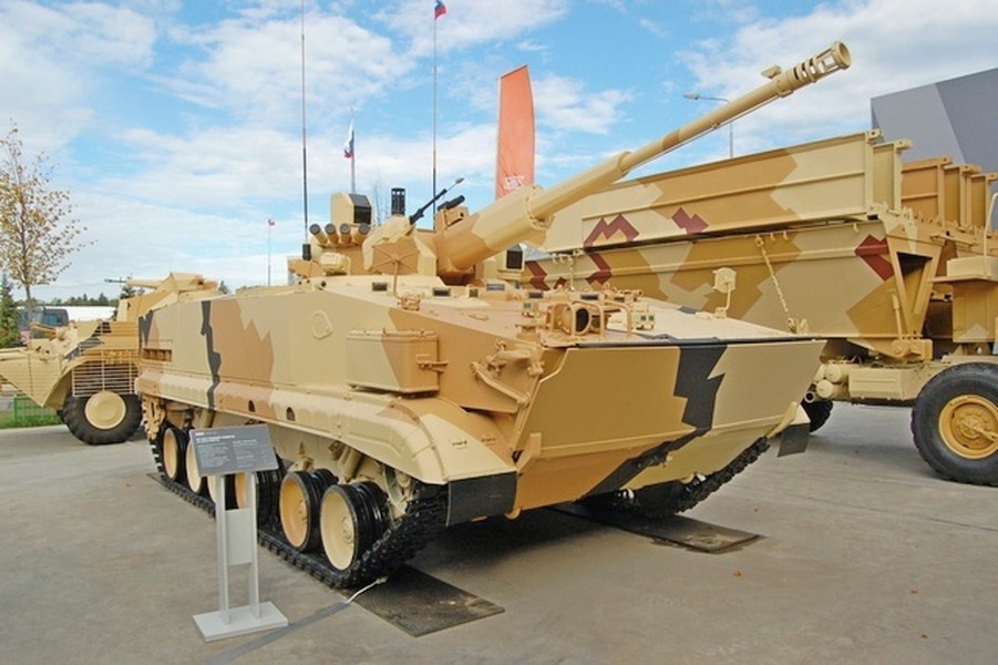 Đạn 57 mm của 2S38 Derivatsiya-PVO sẽ đốt cháy cả Leopard và Bradley