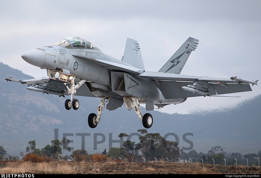 Kiev không còn hy vọng nhận tiêm kích F/A-18F và EA-18G từ Australia?
