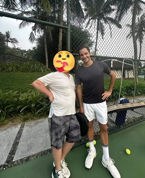 Chuyện tình đẹp 'không tì vết' của tay vợt huyền thoại Federer và vợ