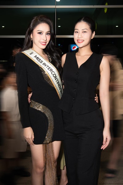 Á hậu Ngọc Hằng mang hơn 100kg hành lý dự Miss Intercontinental 2023