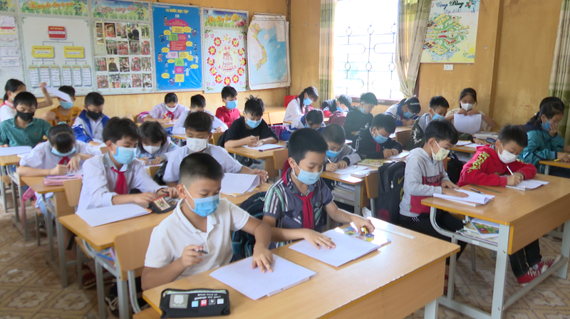 Học sinh huyện biên giới Mường Nhé thi học kỳ sớm hơn dự kiến.
