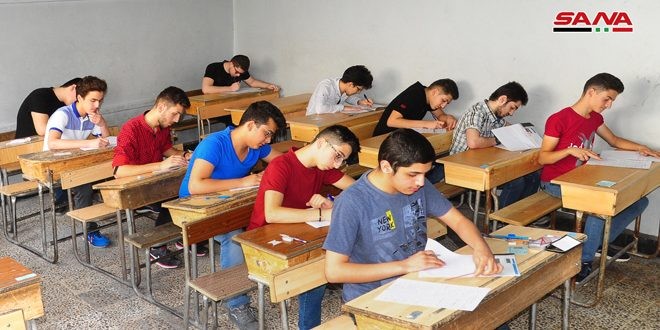 Bất chấp nội chiến, hàng trăm ngàn HS Syria vẫn tham dự kỳ thi cuối cấp