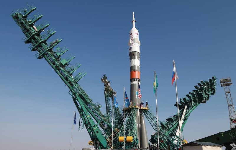 Tàu vũ trụ Soyuz MS-18.