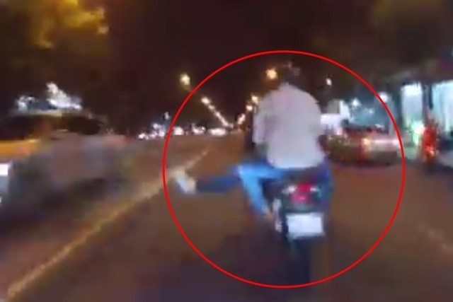 Video: Cảnh sát truy đuổi kẻ trộm, nổ súng như phim hành động