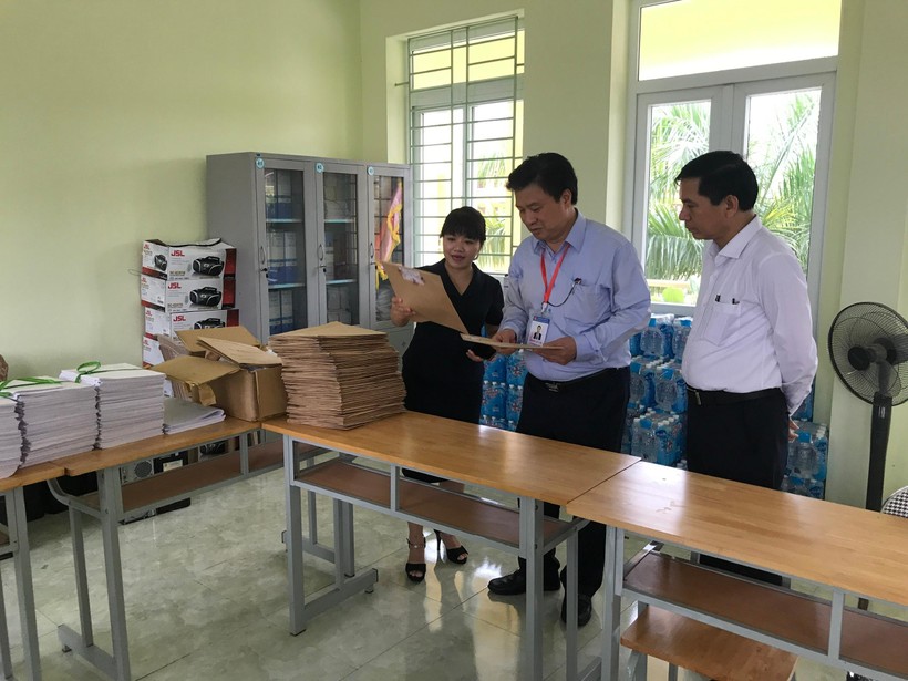 Thứ trưởng Nguyễn Hữu Độ: kiểm soát tốt quá trình tổ chức thi tốt nghiệp THPT ảnh 5