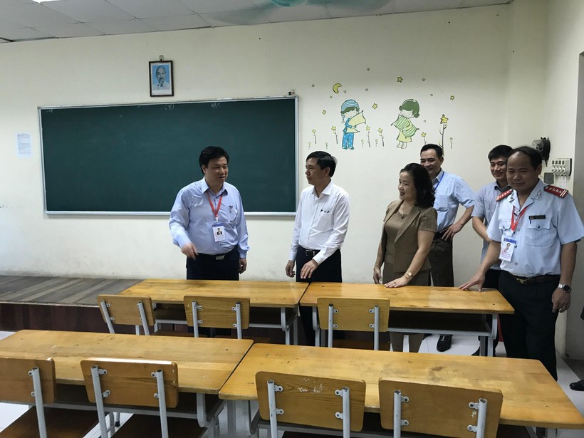 Thứ trưởng Nguyễn Hữu Độ: kiểm soát tốt quá trình tổ chức thi tốt nghiệp THPT ảnh 3