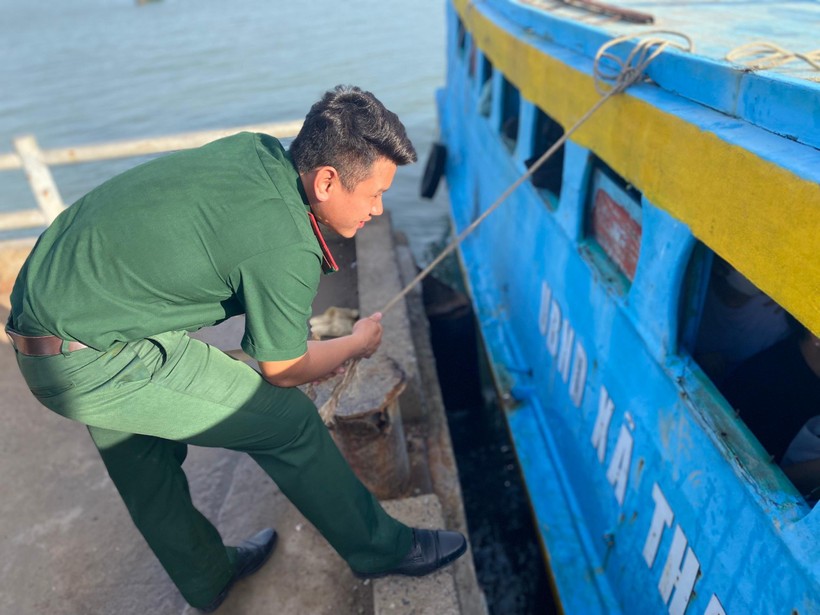TPHCM: 29 thí sinh xã đảo Thạnh An vào bờ sớm để kịp đi thi ảnh 3