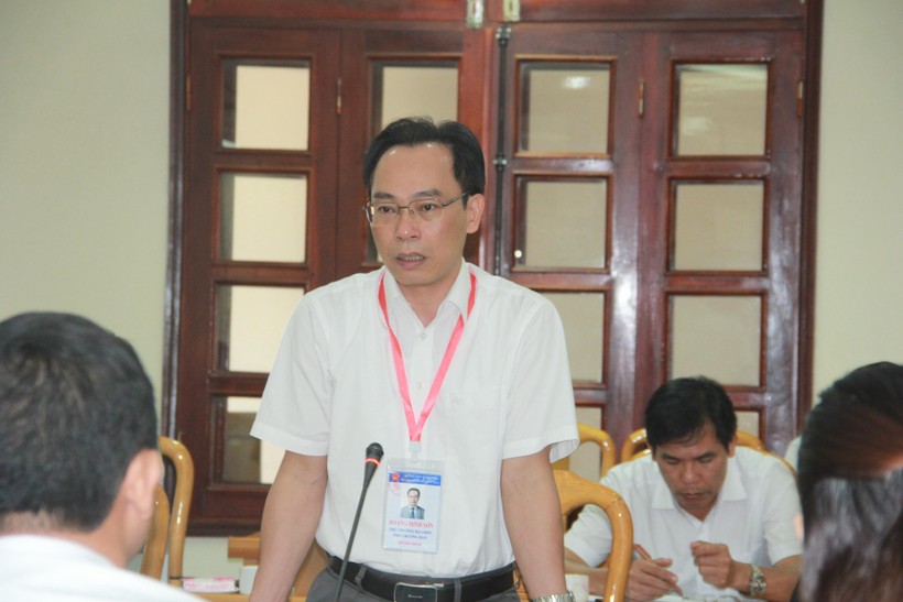 Thứ trưởng Hoàng Minh Sơn kiểm tra công tác chuẩn bị Kỳ thi tốt nghiệp THPT tại Hà Tĩnh ảnh 5