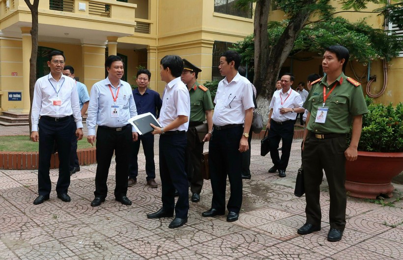 Thứ trưởng Nguyễn Hữu Độ: Địa phương cần chuẩn bị kĩ lưỡng, quyết liệt cho Kỳ thi tốt nghiệp THPT ảnh 3