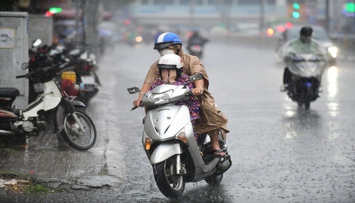 Thời tiết hôm nay Bắc Bộ mưa dông gián đoạn, Nam Bộ mưa rào