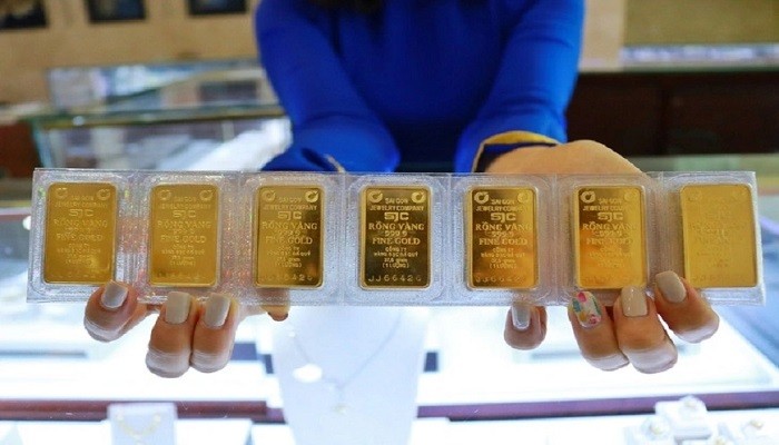 Giá vàng hôm nay 16/1 quay đầu giảm xuống quanh mức 76 triệu đồng/lượng