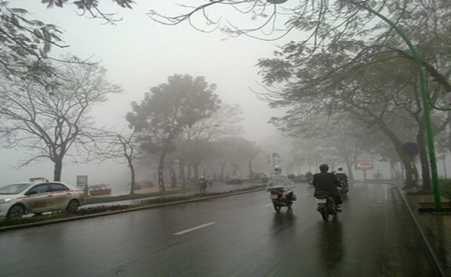 Thời tiết hôm nay 2/2: Bắc Bộ sương mù, mưa phùn, trời rét, Nam Bộ ngày nắng