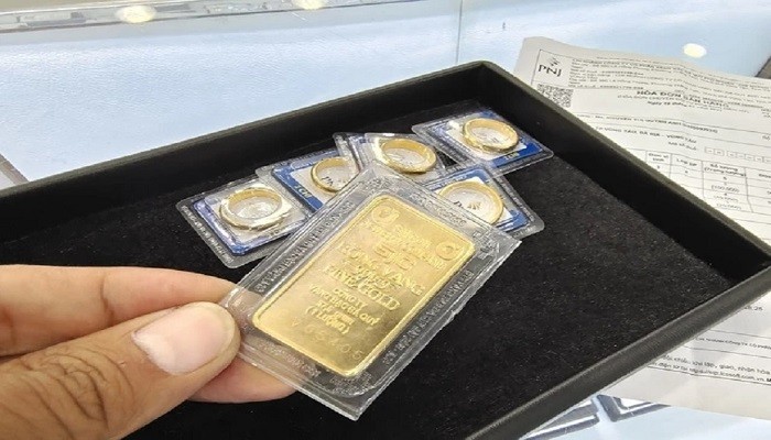 Giá vàng hôm nay 1/5: Giá vàng trong nước ổn định ngưỡng 85 triệu đồng/lượng