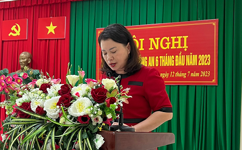 Bà Nguyễn Thị Giang Hương, Chủ tịch UBND huyện Nhơn Trạch, tỉnh Đồng Nai hồi tháng 7/2023. (Ảnh: UBND huyện Nhơn Trạch)