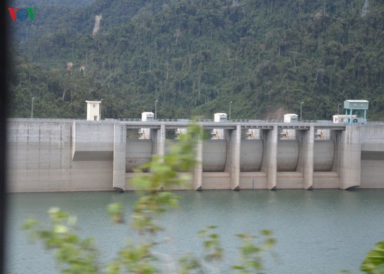 Hồ chứa thủy điện ở Quảng Nam “khát nước” trong nắng hạn