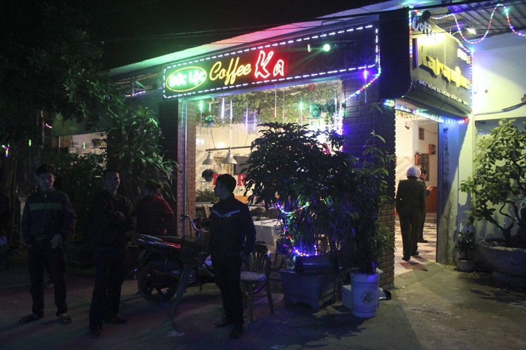 Quán café – Karaoke Đức Lộc, hiện trường vụ nổ súng
