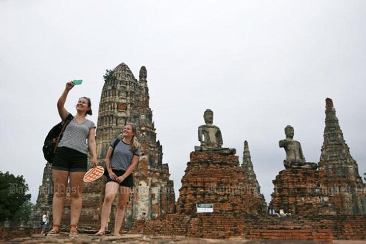Tất cả người nước ngoài tại Thái Lan đều có thể bị theo dõi bằng sim điện thoại