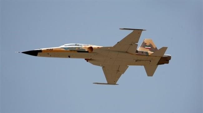  Iran công bố chiến đấu cơ tự thiết kế và sản xuất có tên “Kowsar” 