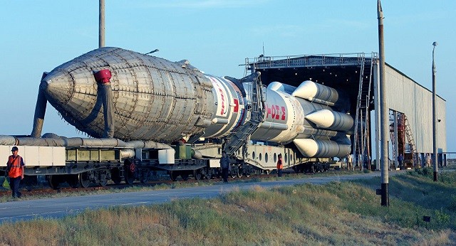 Nga phóng rocket hạng nặng mang vệ tinh quân sự vào không gian