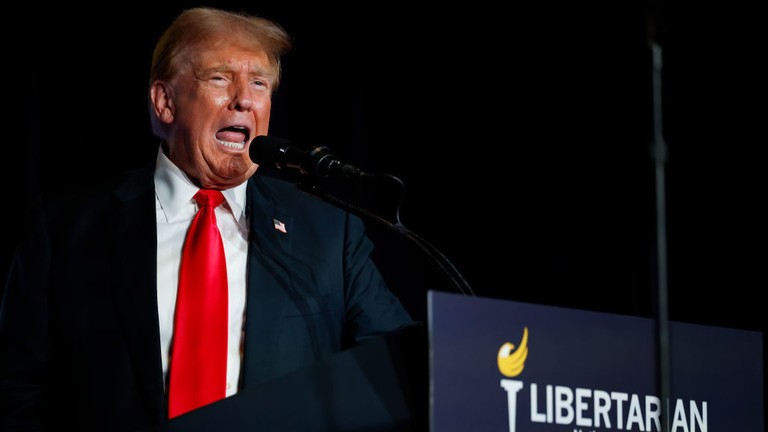 Ông Donald Trump phát biểu tại Đại hội toàn quốc của Đảng Tự do ngày 25/5 tại Washington, DC. (Ảnh: Chip Somodevilla/Getty Images)