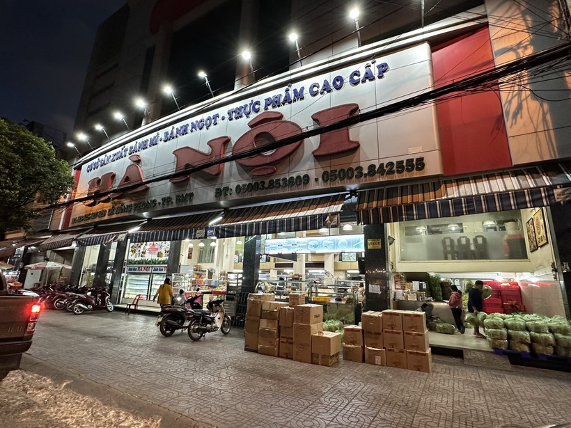 Cơ sở kinh doanh bánh mì Hà Nội nổi tiếng vừa bị xử phạt.
