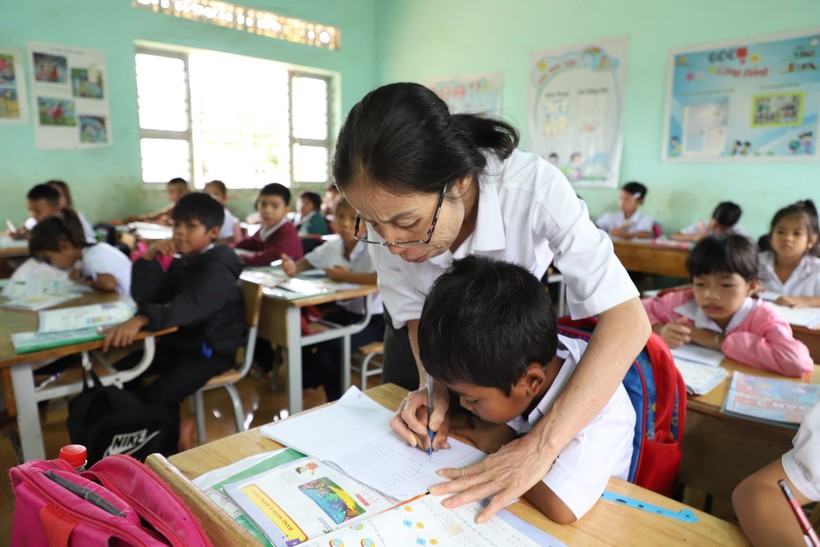 Một tiết học ở Trường Tiểu học Y Jút, huyện Krông Pắc, tỉnh Đắk Lắk. (Ảnh: TT)