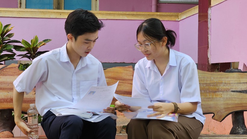 Em Trần Thị Tâm Phú tự tin bước vào kỳ thi tốt nghiệp THPT.