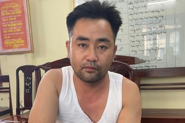 Đối tượng Nguyễn Văn Đồng thời điểm bị bắt sau khi gây án.