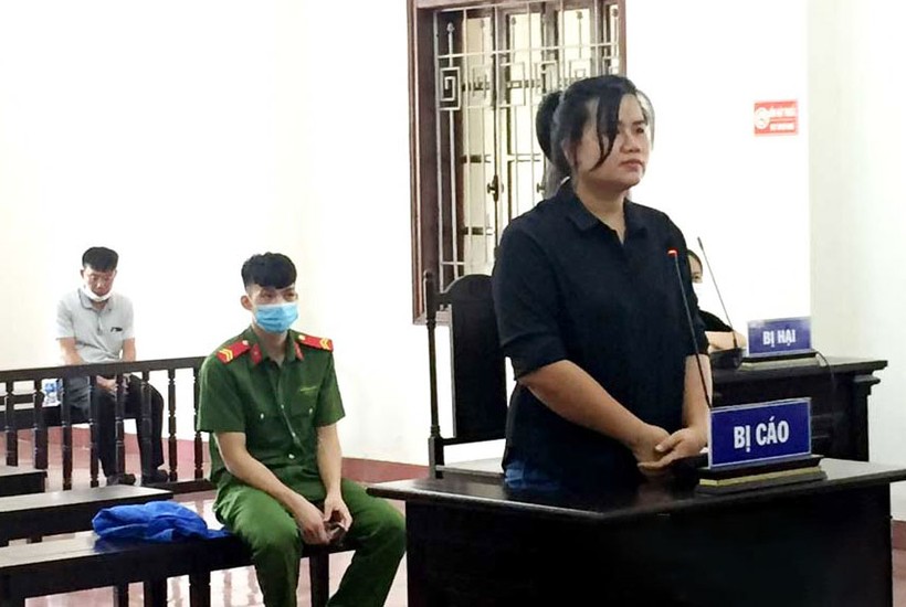 Lê Thị Kim Hoàn tại phiên tòa xét xử.