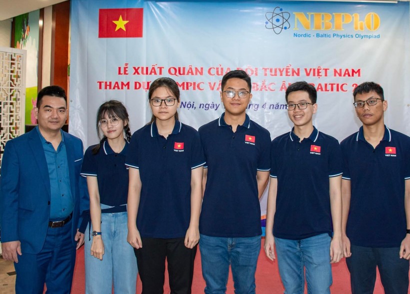 Đội tuyển Việt Nam tham dự kỳ thi Olympic Vật lý Bắc Âu - Baltic 2022