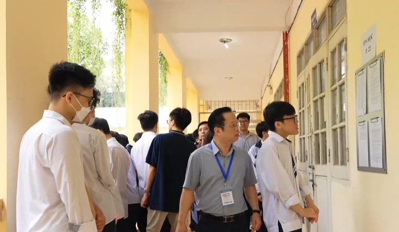 Học sinh Hà Nội tham dự kỳ thi chọn học sinh giỏi cấp thành phố.