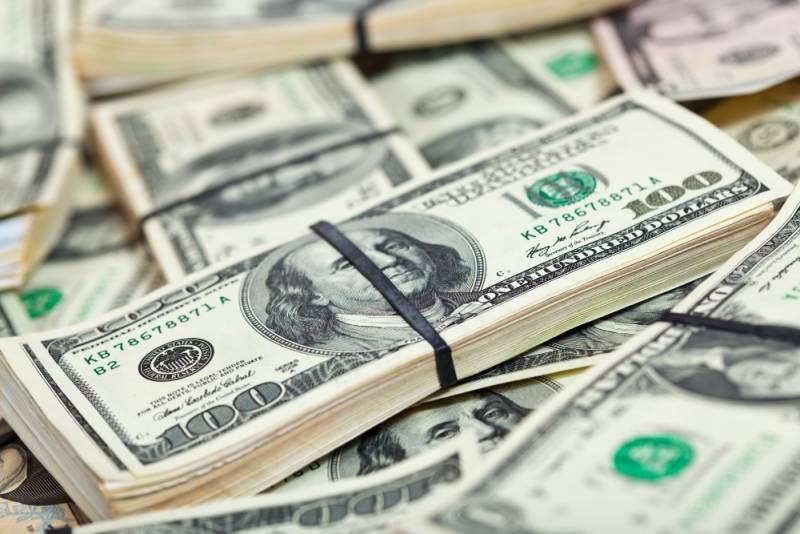 'USD trả giá đắt để trở thành đồng tiền dự trữ tồi nhất thế giới'