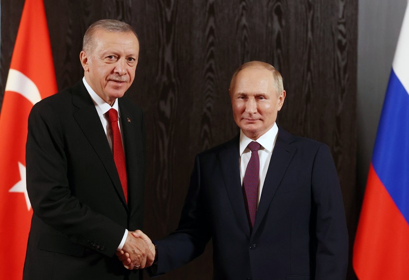 Washington cảnh báo nóng khi Ankara định giúp Moskva