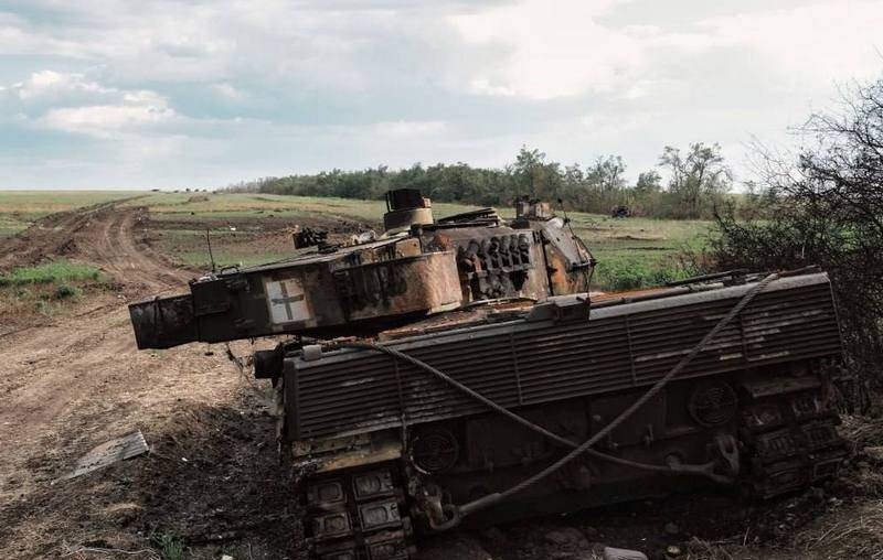 Ukraine mất 20% số xe tăng Strv122 trong một trận chiến?