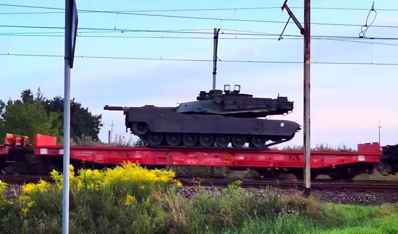 'Xe tăng Abrams sẽ gây bất ngờ lớn khi ra chiến trường'