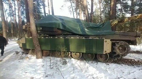 Không thể xuyên thủng tăng Abrams Ukraine khi lắp giáp phản ứng nổ ARAT-1?