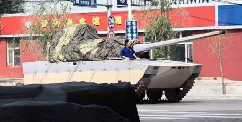 Nguyên mẫu xe tăng bí ẩn xuất hiện tại Trung Quốc