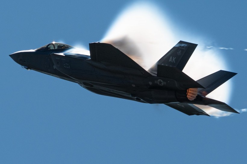 Quốc gia Đông Âu thể hiện tham vọng đáng kinh ngạc khi mua 32 chiếc F-35