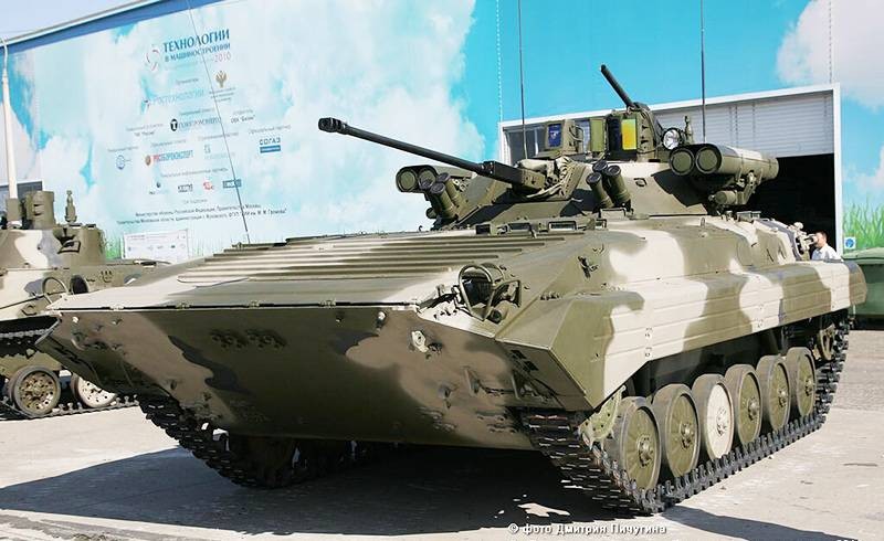 BMP-2M với module Berezhok biến thuyền cảm tử thành những mảnh nhỏ