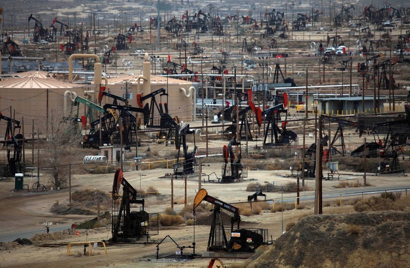 Cái giá OPEC phải trả trong cuộc chiến chống lại dầu đá phiến Mỹ