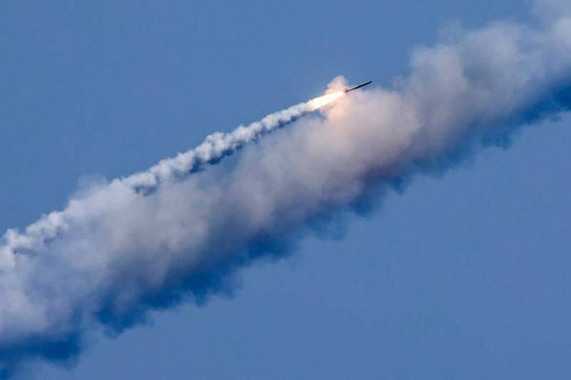 Nga tập trận phóng tên lửa từ tàu chiến ở bờ biển Syria
