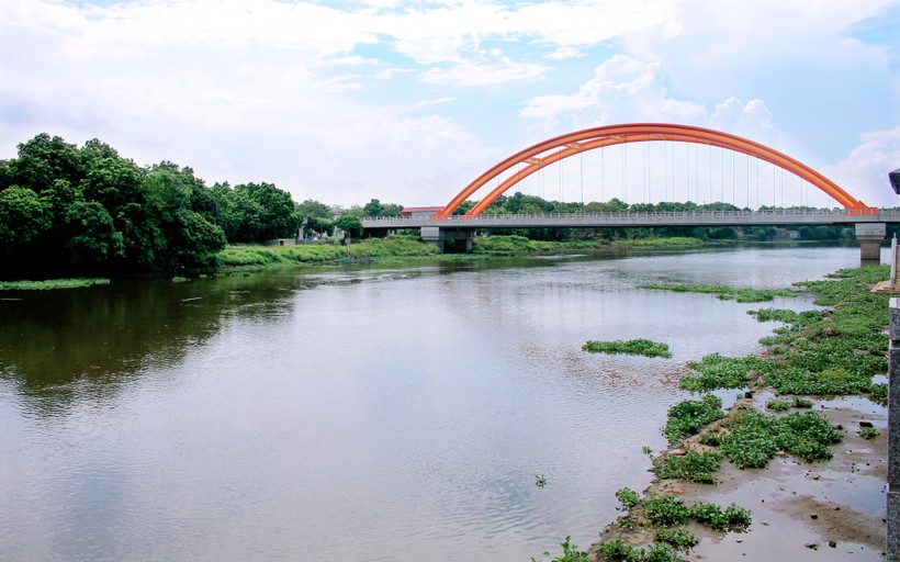 Ven dòng Châu Giang là làng học Châu Cầu nổi tiếng Hà Nam.