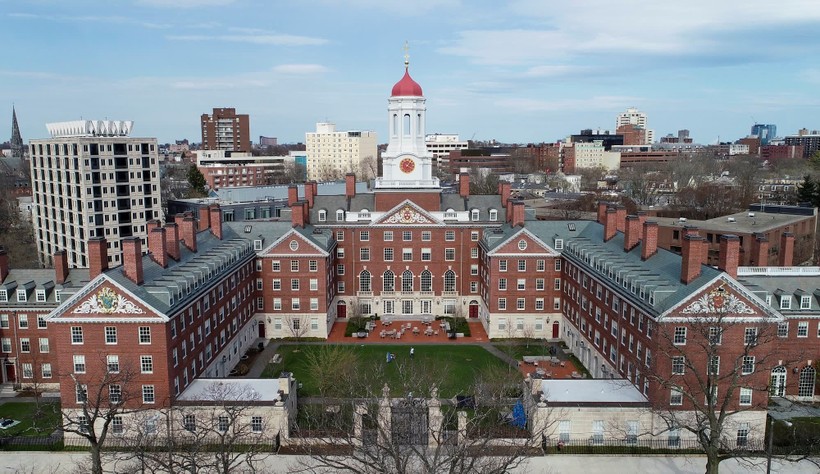 Học phí Đại học Harvard vào mùa Thu 2024 lên tới 91 nghìn USD.