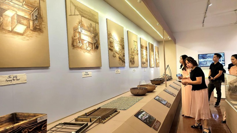 Điểm dịch vụ, du lịch văn hóa và giới thiệu nghề truyền thống làm giấy dó của vùng Bưởi xưa - chính thức hoạt động tại 189 phố Trích Sài.